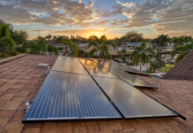 Guide to the Solar Tax Credit for Florida Homeowners blog header image